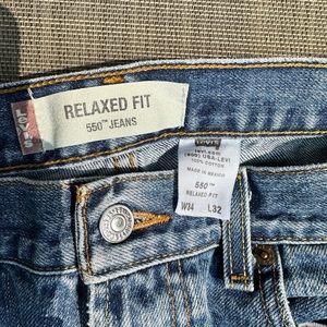 Levi 550 blue jeans.   Size 34x32.
